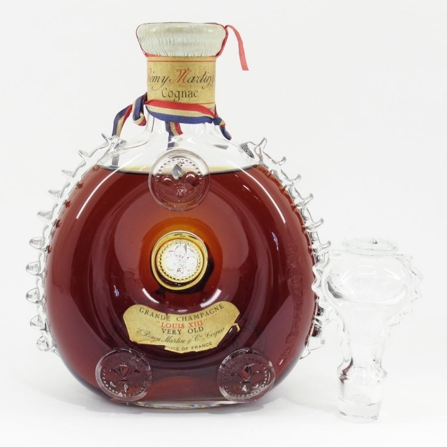 Remy Martin レミーマルタン ルイ13世 ベリーオールド バカラボトル 替え栓付き 700ml 40% 未開栓 古酒 お酒 ブランデー コニャック【中古】【送料無料】 食品/飲料/酒の酒(ブランデー)の商品写真