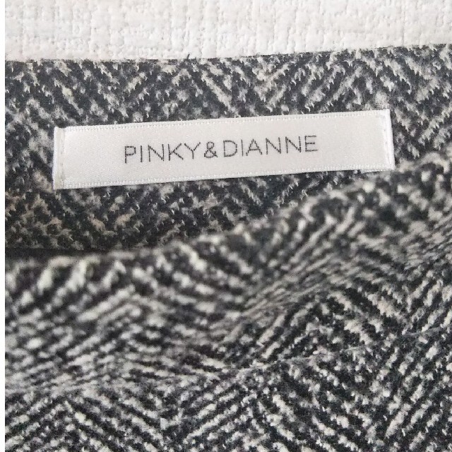 Pinky&Dianne(ピンキーアンドダイアン)のPinky&Dianne タイトスカート 34 レディースのスカート(ひざ丈スカート)の商品写真