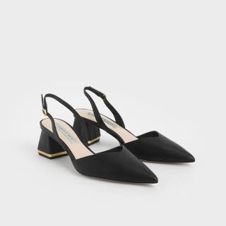 チャールズアンドキース(Charles and Keith)のCHARLES AND KEITH(ハイヒール/パンプス)