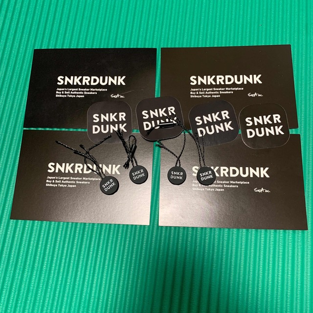 スニダン 鑑定タグ カード ステッカー SNKRDUNK スニーカーダンク メンズの靴/シューズ(スニーカー)の商品写真