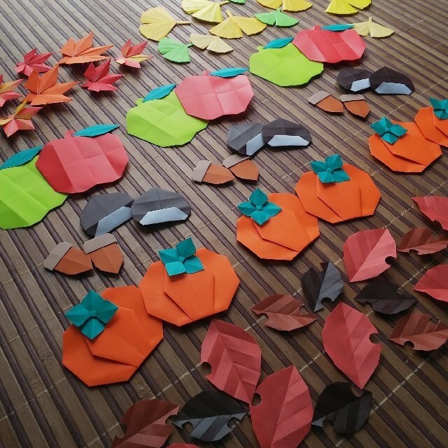 素材/材料 売り切れ❗️折り紙壁面飾り 秋のセット 翌日配送可能