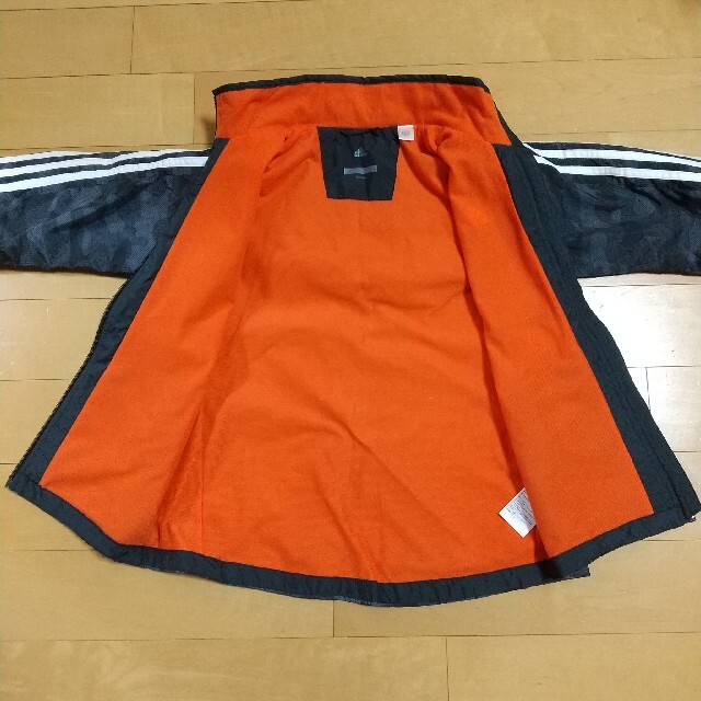 adidas(アディダス)の140サイズadidasウインドブレーカー キッズ/ベビー/マタニティのキッズ服男の子用(90cm~)(ジャケット/上着)の商品写真