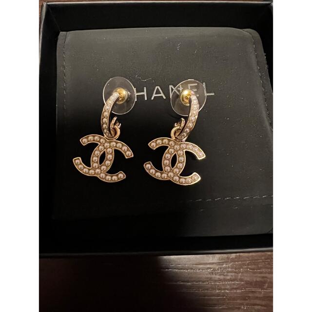 安心 保証 chanel ロゴピアス ブラック ゴールド ほぼ新品 | ochge.org