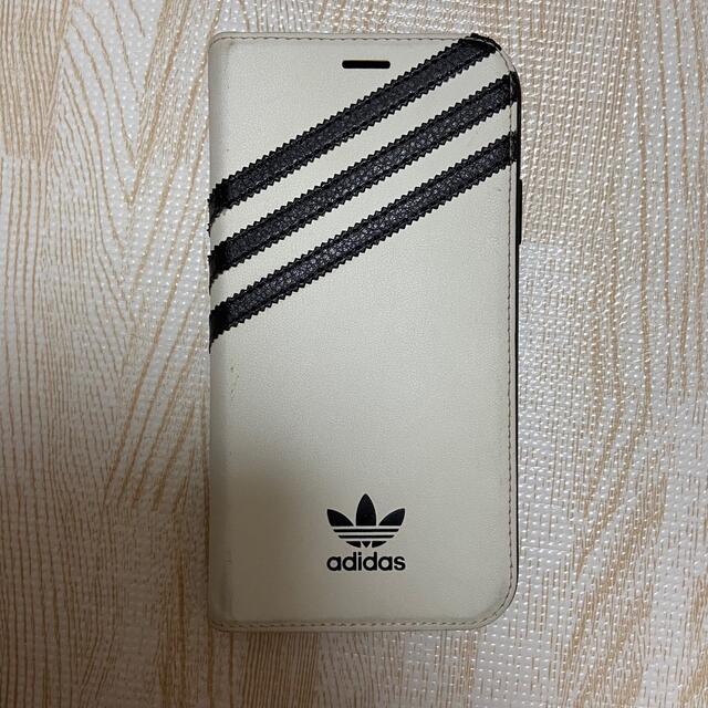 adidas(アディダス)のiPhone11 XR  adidas スマホケース　手帳型 スマホ/家電/カメラのスマホアクセサリー(iPhoneケース)の商品写真