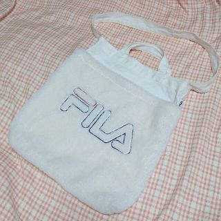 フィラ(FILA)のFILA★ふわふわファーバッグ★(トートバッグ)