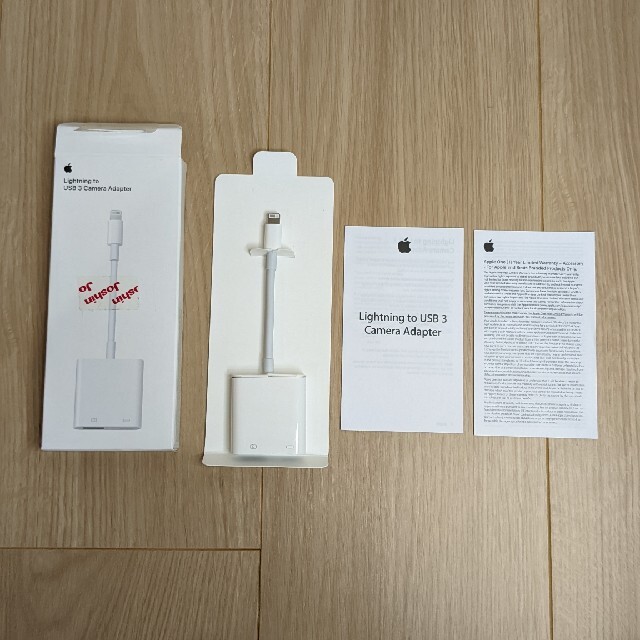 Apple(アップル)のApple  Lightning-USB 3カメラアダプタ スマホ/家電/カメラのスマホアクセサリー(その他)の商品写真