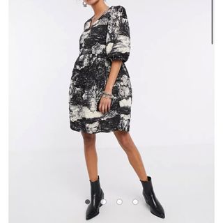 エイソス(asos)のasos パフスリーブ　ワンピース(ミニワンピース)