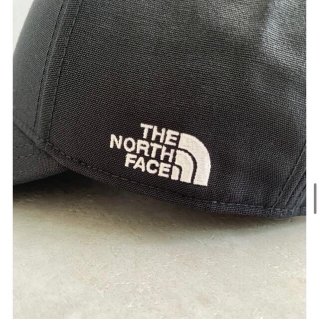 THE NORTH FACE(ザノースフェイス)のノースフェイス　キャップ　クラシックキャップ　黒　ホワイトレーベル　限定 メンズの帽子(キャップ)の商品写真