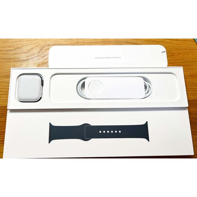 Apple(アップル)のApple Watch Series 6 WiｰFiモデル 44mm  メンズの時計(腕時計(デジタル))の商品写真