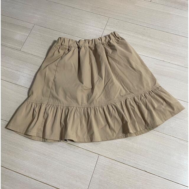 HusHush(ハッシュアッシュ)のHusHush インナーパンツ付きスカート 140cm キッズ/ベビー/マタニティのキッズ服女の子用(90cm~)(スカート)の商品写真