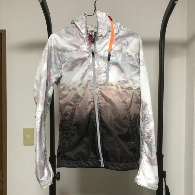 DESCENTE(デサント)のデサント　マウンテンパーカー メンズのジャケット/アウター(マウンテンパーカー)の商品写真