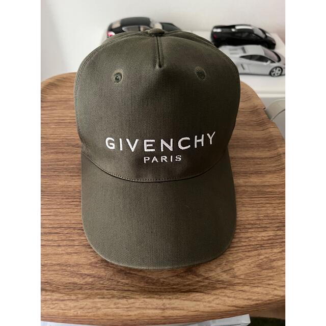 GIVENCHY(ジバンシィ)のGIVENCHY ジバンシー キャップ カーキ メンズの帽子(キャップ)の商品写真