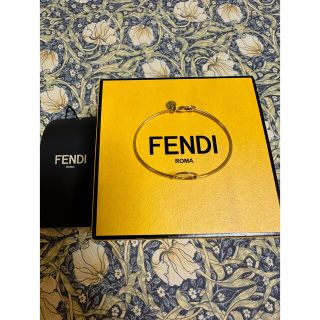 フェンディ(FENDI)のFENDI ブレスレット　バングル　ゴールド(ブレスレット/バングル)