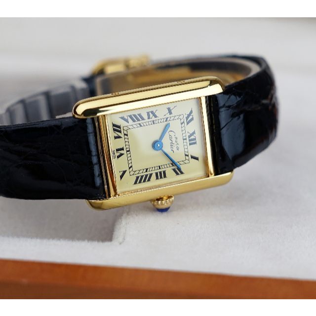 美品 カルティエ マスト タンク アイボリー ローマン SM Cartier