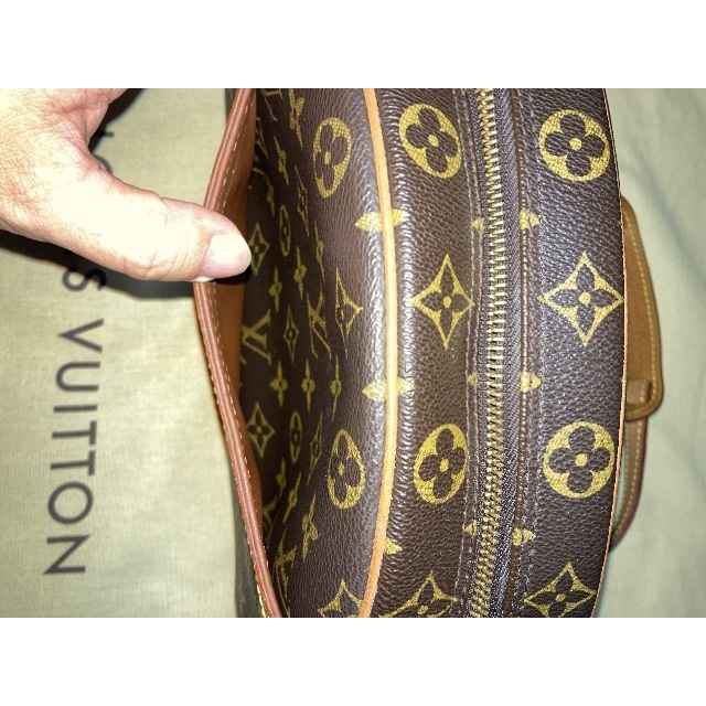 LOUIS VUITTON(ルイヴィトン)のルイヴィトン　ブロワ　M51221 レディースのバッグ(ショルダーバッグ)の商品写真