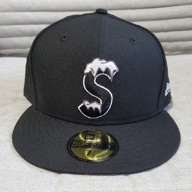 シュプリーム2020FW Supreme New Era S Logo 7 1/2 黒