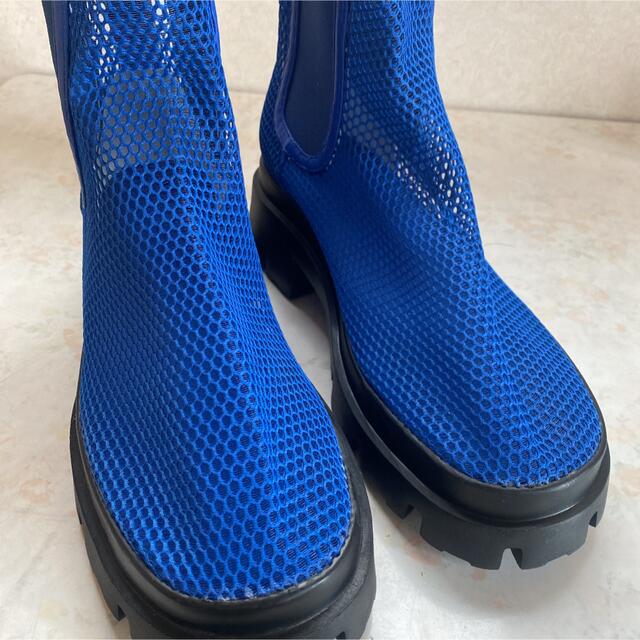 【MAISON SPECIAL】メッシュサイドゴアブーツ　ブルー　2022ss レディースの靴/シューズ(ブーツ)の商品写真
