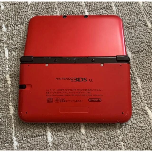 ニンテンドー3DS(ニンテンドー3DS)の3DSLL & 充電台 & モンハン4G エンタメ/ホビーのゲームソフト/ゲーム機本体(携帯用ゲーム機本体)の商品写真