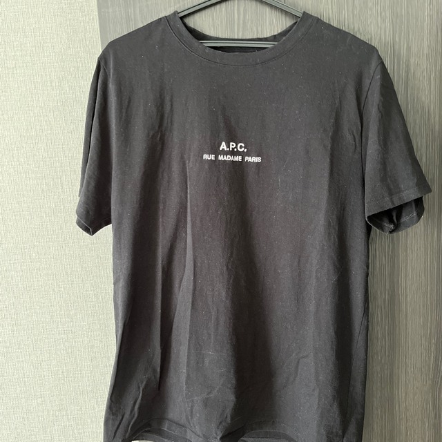 A.P.C(アーペーセー)のa.p.c T-SHIRT PETITE RUE MADAME H カットソー レディースのトップス(Tシャツ(半袖/袖なし))の商品写真