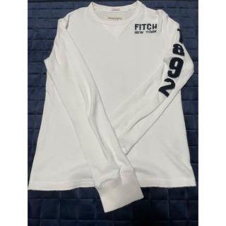 アバクロンビーアンドフィッチ(Abercrombie&Fitch)のアバクロ　ホワイト　Sサイズ　長袖カットソー(Tシャツ/カットソー(七分/長袖))