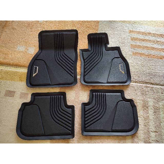 BMW F40 F44 右ハンドルオールウェザーフロアマット フロント/リヤ美品
