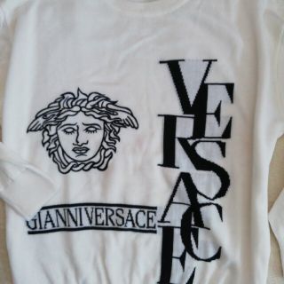 ジャンニヴェルサーチ(Gianni Versace)の最終、お値下げ　ヴェルサーチ　コットン　トップス(シャツ)