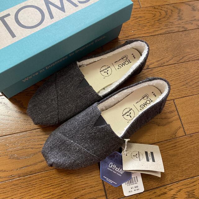 TOMS ボア　スリッポン　23.5