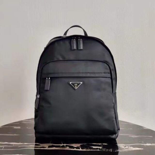 好きに PRADA - PRADA Re N xサフィアーノレザー バックパックの通販