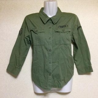 ミリタリ柄シャツ　中古　美品(シャツ/ブラウス(長袖/七分))