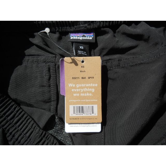 patagonia(パタゴニア)のパタゴニア BAGGIES PANTS XS BLK バギーズ メンズのパンツ(その他)の商品写真