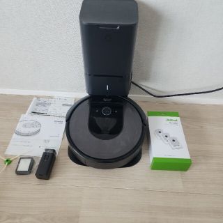 アイロボット(iRobot)のアイロボット Roomba i7+(掃除機)