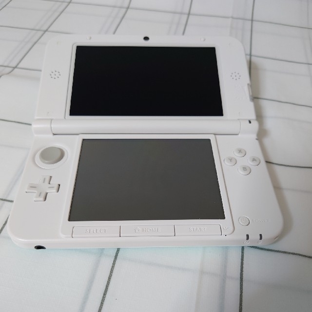 「ニンテンドー3DS LL ミント×ホワイト」極美品 1