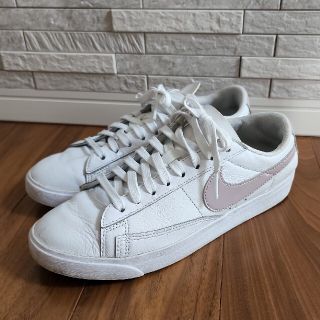 ナイキ(NIKE)のNIKE　ローカットスニーカー　ピンク(スニーカー)