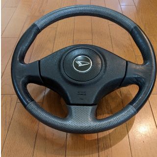 ダイハツ(ダイハツ)のダイハツ 本革ステアリング ☆ミラジーノ☆美品(車種別パーツ)