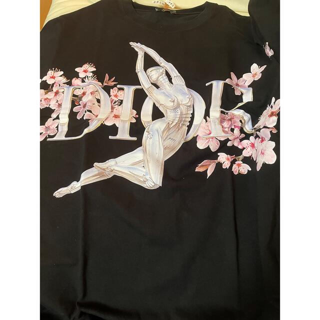 Dior(ディオール)のdior SORAYAMA 女性ロボ メンズのトップス(Tシャツ/カットソー(半袖/袖なし))の商品写真