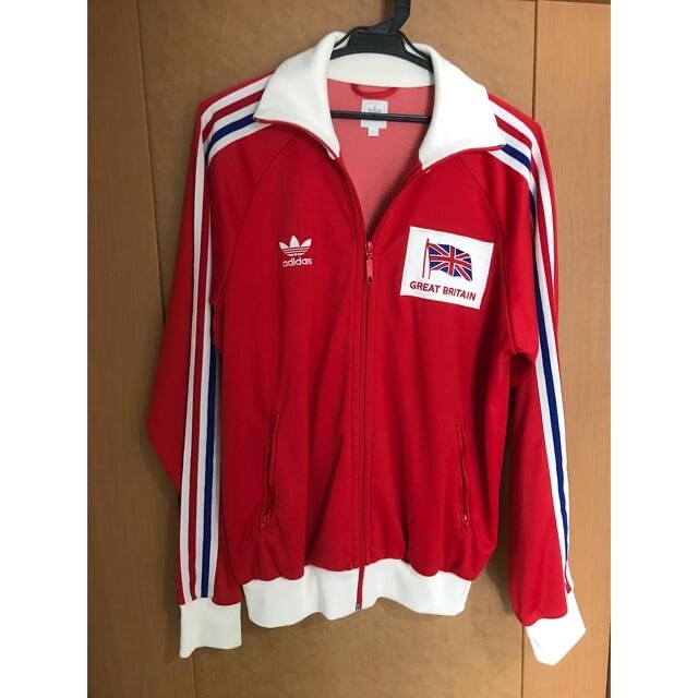 adidas - adidas ジャージ 赤 グレートブリテン usedの通販 by adidas - adidas ジャージ 赤 グレートブリテン usedの通販 by