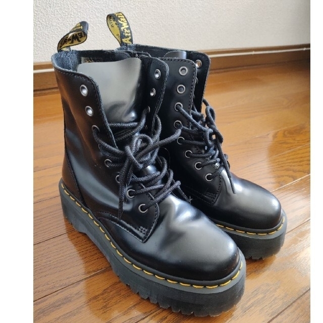 売れ筋介護用品も！ Dr.Martens - ポリッシュ付き☆ドクターマーチン