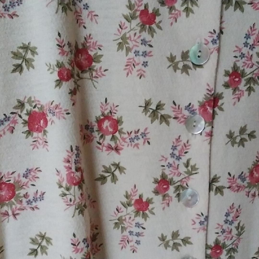 MAYSON GREY(メイソングレイ)の麻混綿の半袖ﾎボレロ（花柄） レディースのトップス(ボレロ)の商品写真