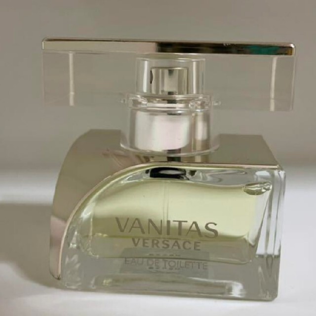 VERSACE(ヴェルサーチ)のVERSACE VANITAS EDT30ml コスメ/美容の香水(香水(女性用))の商品写真