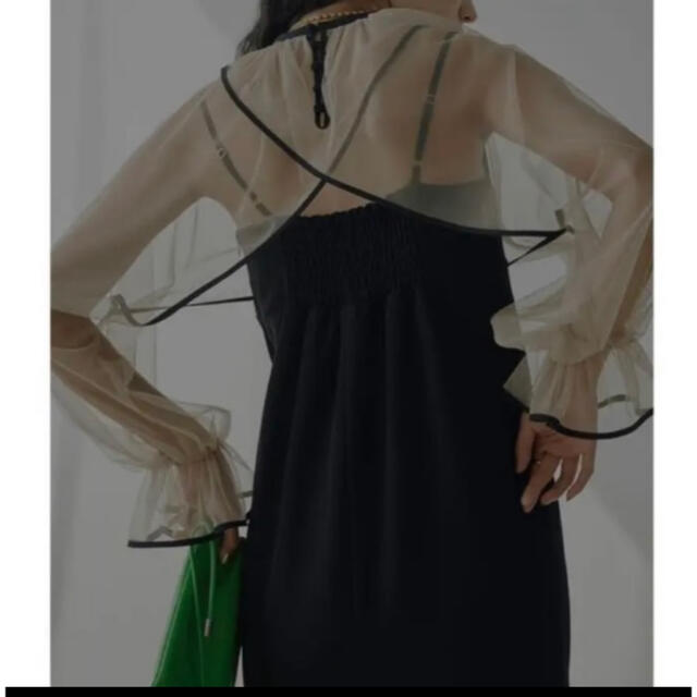 Ameri VINTAGE(アメリヴィンテージ)のAMERI MANY WAY TULLE VEIL DRESS レディースのフォーマル/ドレス(ロングドレス)の商品写真