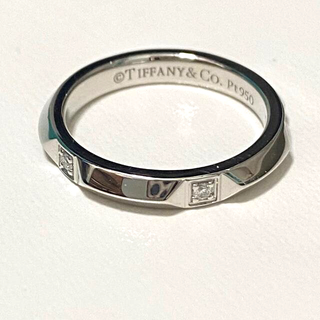 Tiffany & Co.(ティファニー)のお値下げ美品tiffanyトゥルー5PダイヤPT950プラチナリング6号 レディースのアクセサリー(リング(指輪))の商品写真