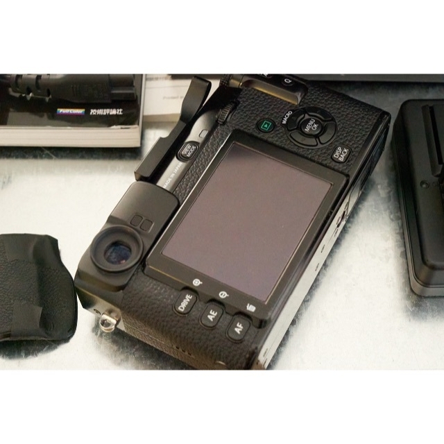 FUJIFILM X-Pro1 | www.fleettracktz.com
