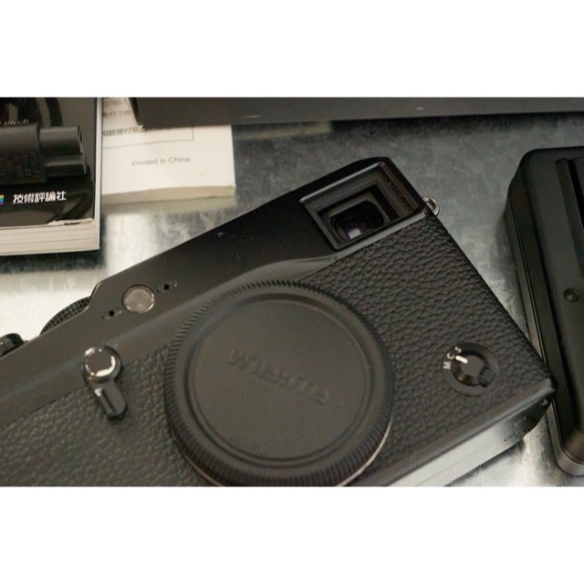 富士フイルム(フジフイルム)のFUJIFILM X-Pro1　 スマホ/家電/カメラのカメラ(ミラーレス一眼)の商品写真