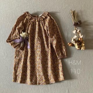 エイチアンドエム(H&M)のH&M▸◂エイチアンドエム シックなお色付けお花柄ワンピース*̩̩̥୨୧˖(ワンピース)