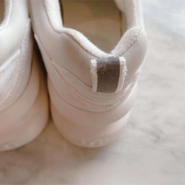 UGG - ✳︎未使用品✳︎ UGG LA Hills レディース WHITE 25.5cmの通販