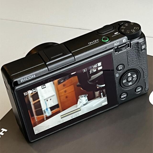 RICOH(リコー)の★新品同様★RICOH GR IIIx 限定リング付 スマホ/家電/カメラのカメラ(コンパクトデジタルカメラ)の商品写真