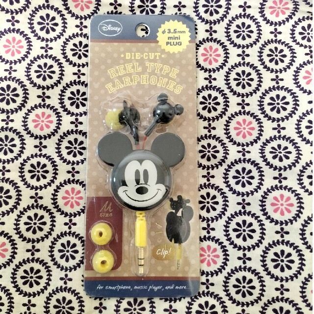 Disney(ディズニー)のミッキー　イヤフォン スマホ/家電/カメラのオーディオ機器(ヘッドフォン/イヤフォン)の商品写真