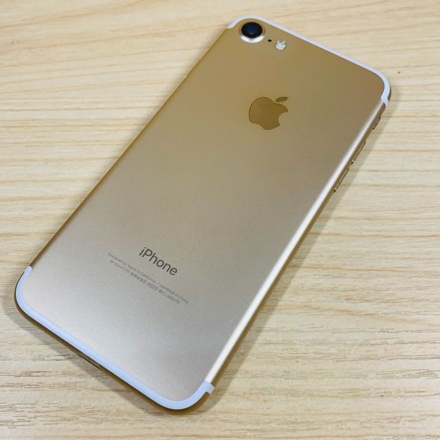 SIMフリー iPhone7 32G - スマートフォン本体