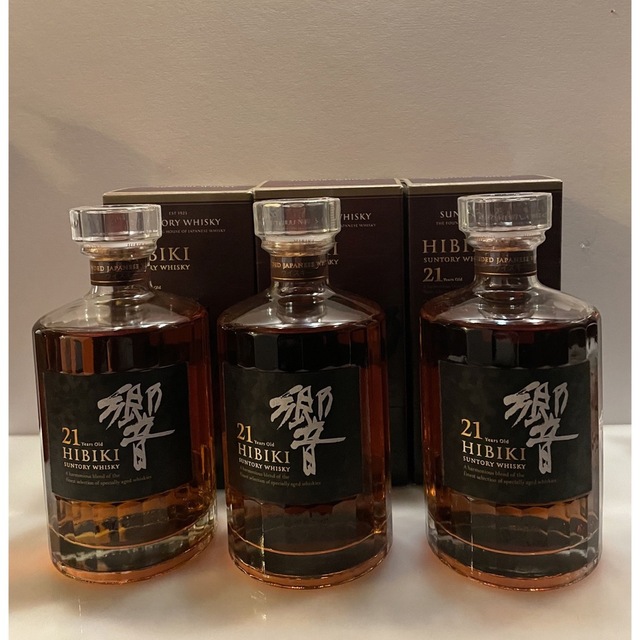 響21年 700ml　化粧箱付き　新品・未開封