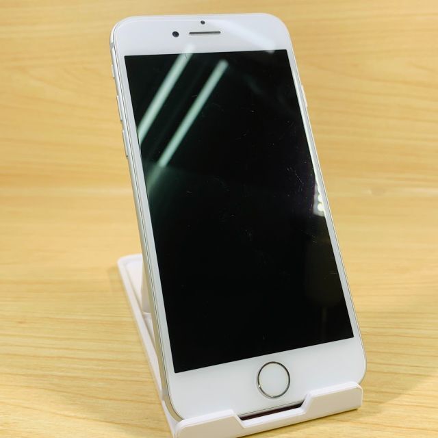 Apple(アップル)のSimﾌﾘｰ iPhone7 32GB BL100% P64 スマホ/家電/カメラのスマートフォン/携帯電話(スマートフォン本体)の商品写真